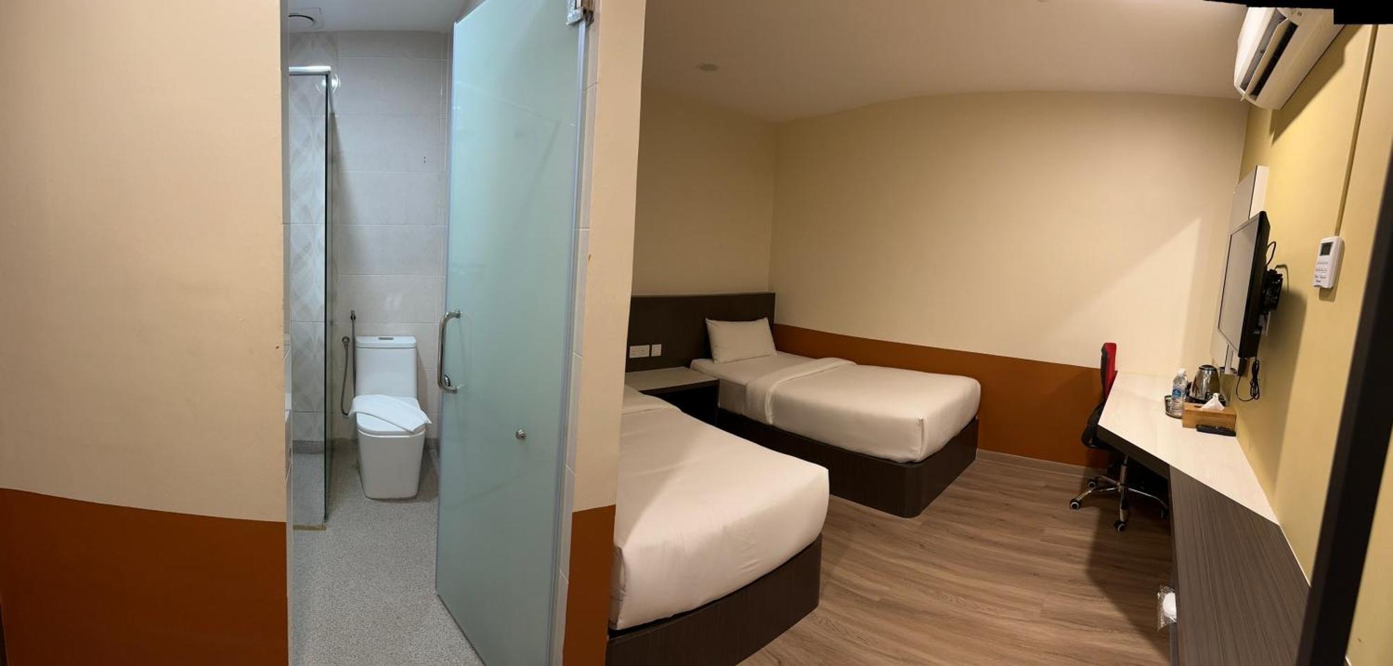 T Square Hotel Ipoh Esterno foto
